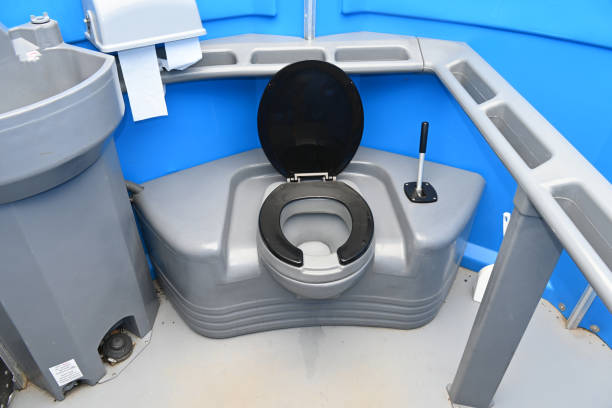 Porta potty rental for outdoor events in Avilla, IN