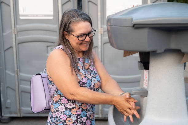 Best Portable toilet rental cost  in Avilla, IN